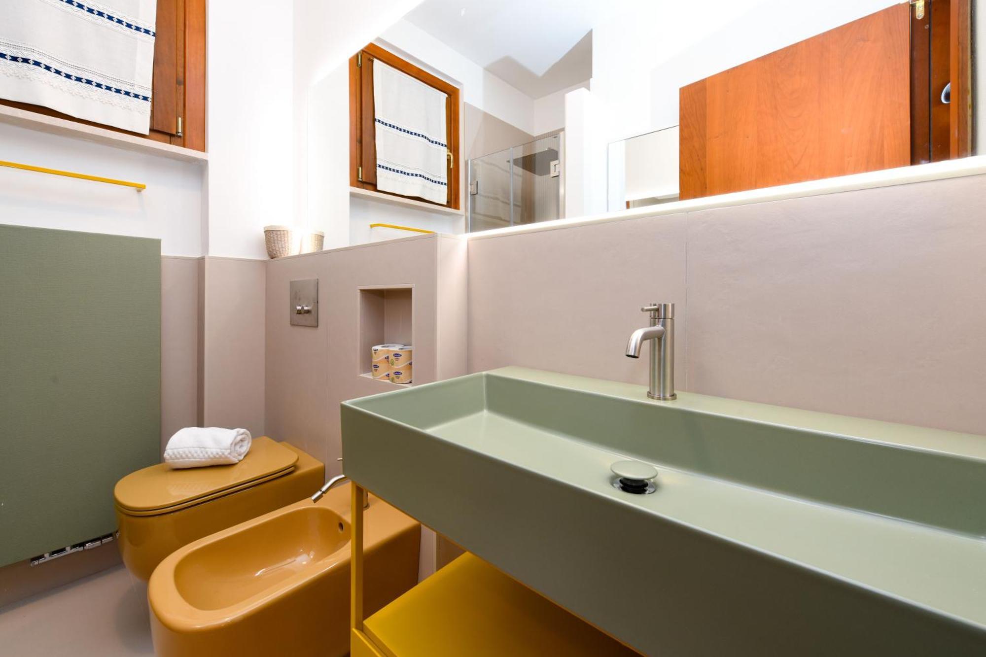 My Sirmione Beach Apartment Superior Luaran gambar