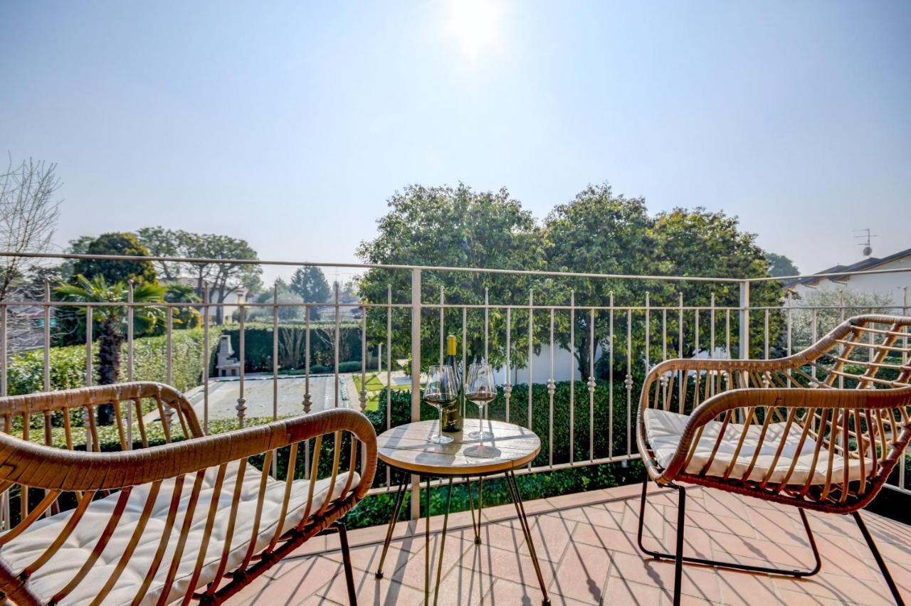 My Sirmione Beach Apartment Superior Luaran gambar